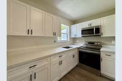 1511 NW 12th St, Fort Lauderdale, FL 33311 - Photo 5