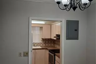 2525 Hollywood Blvd, Hollywood, FL 33020 - Photo 7