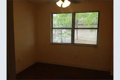 10527 NW 8th St, Unit #10527, Pembroke Pines, FL 33026 - Photo 9