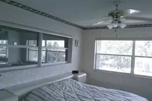 460 Paradise Isle Blvd, Hallandale Beach, FL 33009 - Photo 11