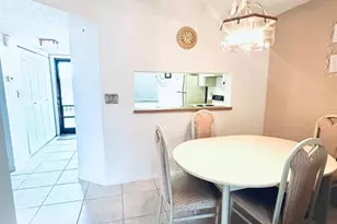 5550 Lakeside Dr, Margate, FL 33063 - Photo 5