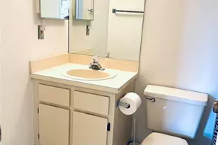 5550 Lakeside Dr, Margate, FL 33063 - Photo 11