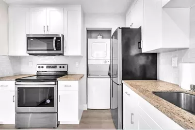 3213  Colony Club Rd, Pompano Beach, FL 33062 - Photo 5