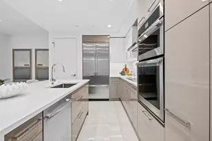 100 E Las Olas Blvd, Fort Lauderdale, FL 33301 - Photo 9