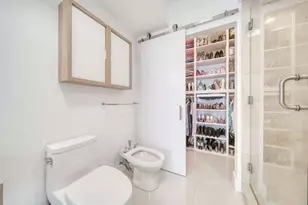 6365 Collins Ave, Miami Beach, FL 33141 - Photo 11