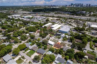 529 SW 22nd Ave, Fort Lauderdale, FL 33312 - Photo 17