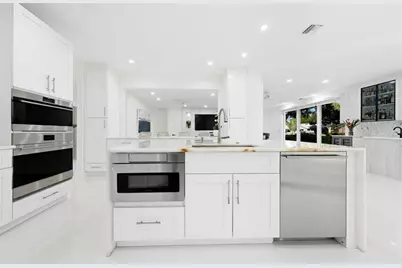 10038  Vestal Pl, Coral Springs, FL 33071 - Photo 17