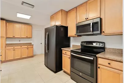 735 NW 73rd Ter, Margate, FL 33063 - Photo 17