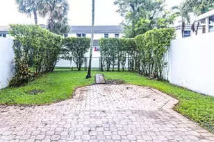 [Address not provided], Pembroke Pines, FL 33027 - Photo 25
