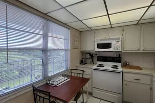 2901 NW 48th Ave, Lauderdale Lakes, FL 33313 - Photo 11