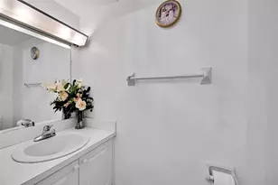 620 Tennis Club Dr, Fort Lauderdale, FL 33311 - Photo 13