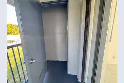 10687  Royal Palm Blvd, Coral Springs, FL 33065 - Photo 19