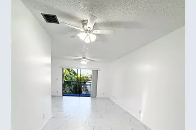 10687  Royal Palm Blvd, Coral Springs, FL 33065 - Photo 9