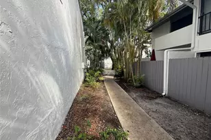 19428 NE 26th Ave, Miami, FL 33180 - Photo 65