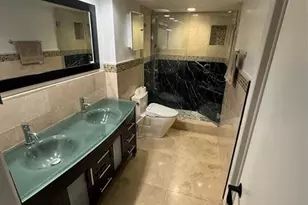 19428 NE 26th Ave, Miami, FL 33180 - Photo 31