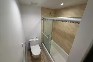 19428 NE 26th Ave, Miami, FL 33180 - Photo 43