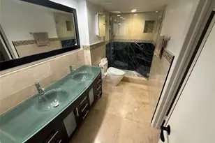 19428 NE 26th Ave, Miami, FL 33180 - Photo 25