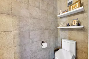 3084 S Oakland Forest Dr, Oakland Park, FL 33309 - Photo 21