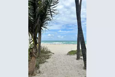 347  Elm St, Hollywood, FL 33019 - Photo 15