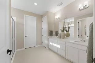 10669 NW Suncrest Loop, Port Saint Lucie, FL 34987 - Photo 15