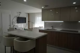 6941 Carlyle Ave, Miami Beach, FL 33141 - Photo 9