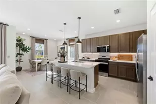 10653 NW Suncrest Loop, Port Saint Lucie, FL 34987 - Photo 5