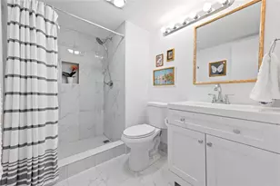 9420 S Hollybrook Lake Dr, Pembroke Pines, FL 33025 - Photo 15