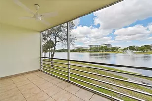 2801 N Palm Aire Dr, Pompano Beach, FL 33069 - Photo 23