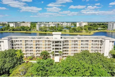 2801 N Palm Aire Dr, Unit #201, Pompano Beach, FL 33069 - Photo 25