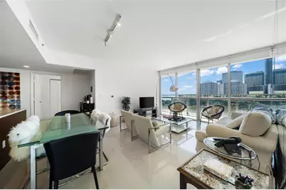 495  Brickell Ave, Unit #811, Miami, FL 33131 - Photo 3