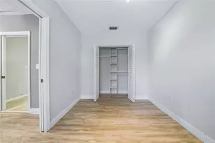 214 City View Dr, Fort Lauderdale, FL 33311 - Photo 19