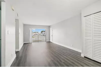 3210 NW 84th Avenue, Unit #124, Sunrise, FL 33351 - Photo 5