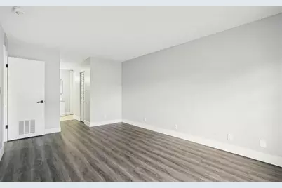 3210 NW 84th Avenue, Unit #124, Sunrise, FL 33351 - Photo 9