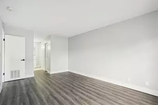 3210 NW 84th Ave, Sunrise, FL 33351 - Photo 9