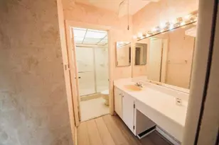 10753 W Clairmont Cir, Fort Lauderdale, FL 33321 - Photo 11