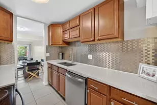 5717 NW 17th Ct, Lauderhill, FL 33313 - Photo 23