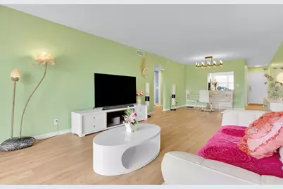 4402  Martinique Ct, Unit #L3, Coconut Creek, FL 33066 - Photo 15