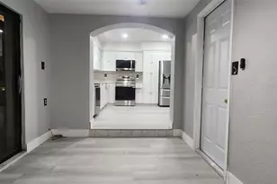 14715 N Spur Dr, Miami, FL 33161 - Photo 35