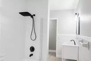 14715 N Spur Dr, Miami, FL 33161 - Photo 5