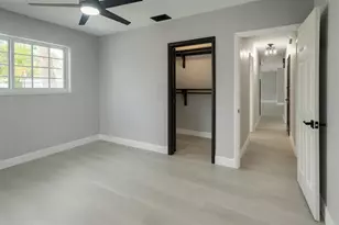 14715 N Spur Dr, Miami, FL 33161 - Photo 19