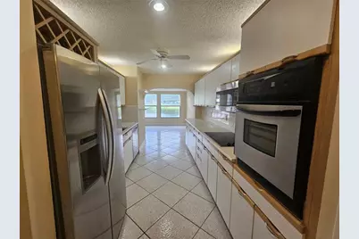 633  Deer Creek Lake Point North Ln, Deerfield Beach, FL 33442 - Photo 3