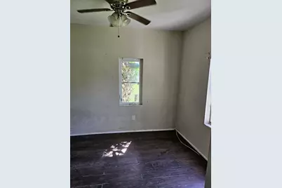 421 N 10th St, Fort Pierce, FL 34950 - Photo 25