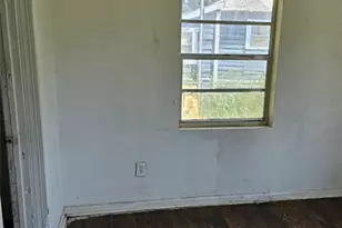 421 N 10th St, Fort Pierce, FL 34950 - Photo 29