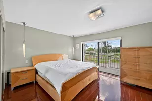 450 SE 7th St, Dania Beach, FL 33004 - Photo 17