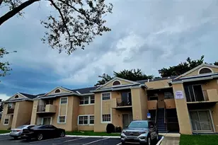 1881 NW 96th Terrace, Pembroke Pines, FL 33024 - Photo 31