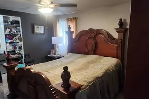 640 SW 68th Terrace, Pembroke Pines, FL 33023 - Photo 7