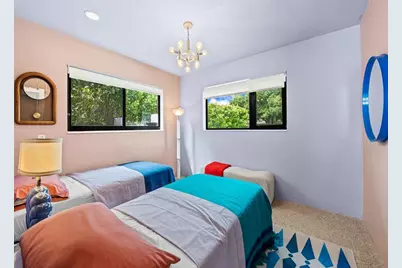 2424 NW 8th Ave, Wilton Manors, FL 33311 - Photo 19