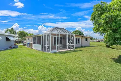 1165 NW 67th Ave, Margate, FL 33063 - Photo 25