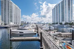 17111 Biscayne Blvd Unit #2105 + 1 Boat Slip 100 Fort, North Miami Beach, FL 33160 - Photo 1