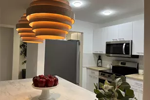 11685 Canal Dr, North Miami, FL 33181 - Photo 3